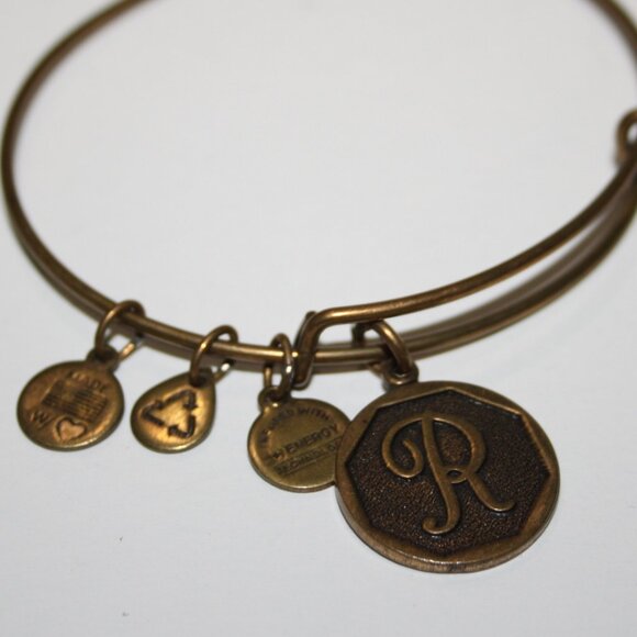 Gold Letter R Alex and Ani charm bracelet 2015 - Picture 1 of 4